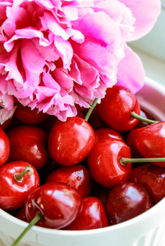 Sweet Cherries - Image 3